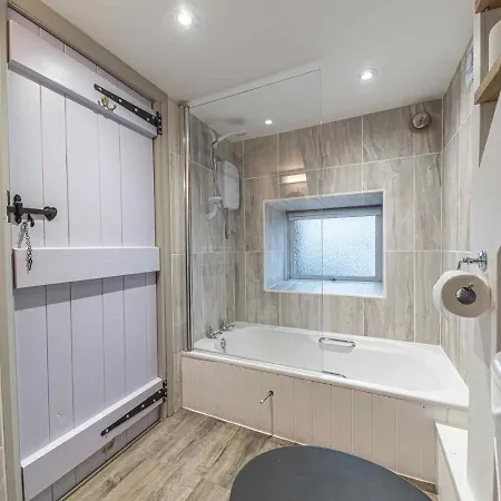 Feriehus Pass The Keys Little Two Bed Two Bath Amazing Views Parking Ambleside